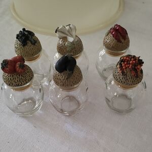 Adorable Set Of 6 Shonfeld's Spice Jars
